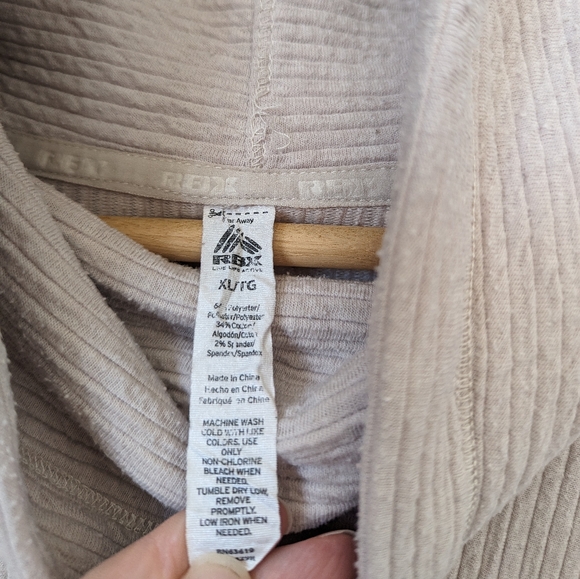 RBX XL cream athletic cowl neck sweater - Picture 2 of 6